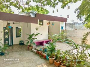 annamaiah guest house