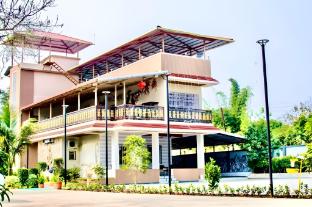 vishvin restofarm badlapur