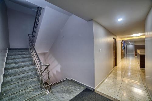 hotel stay on the way bangalore airport