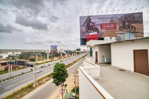hotel stay on the way bangalore airport