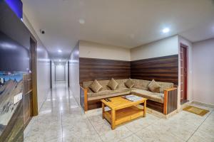hotel stay on the way bangalore airport