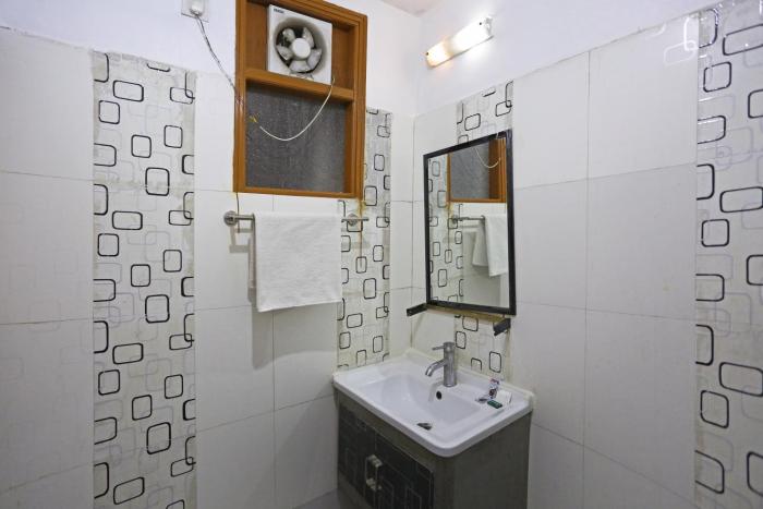 hotel aeroporto near delhi international airport