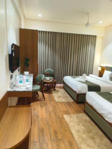 Hotel Shlokinn,,3 star