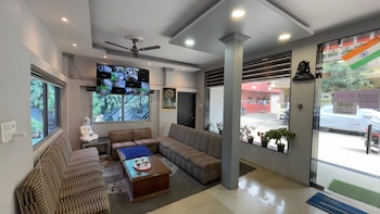 Hotel Blue Star,,2 star