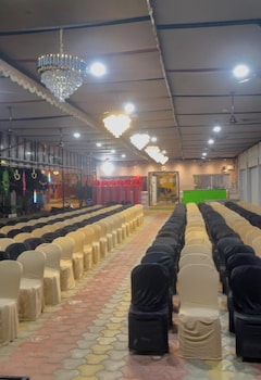 Hotel Blue Star,,2 star