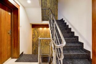 hotel o queen shell residency vadapalani