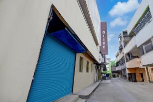 hotel o queen shell residency vadapalani