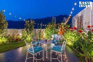 Stayvista At The Oakridge With Jacuzzi & Balcony,,4 star