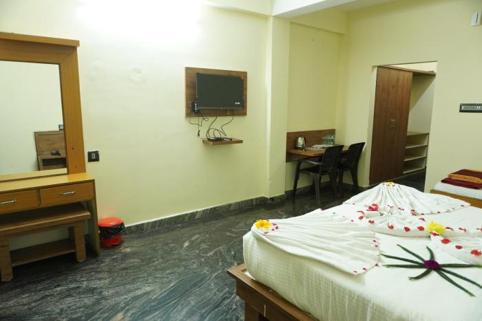ms lotus resorts and inn