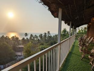 Solace Mandrem,,3 star