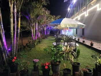 Hotel Golden Galaxy,,2 star