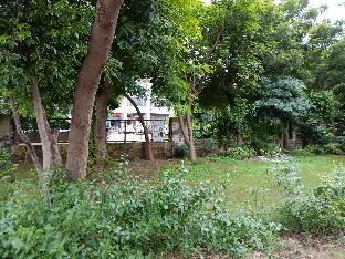 hotel royal oak sector 40