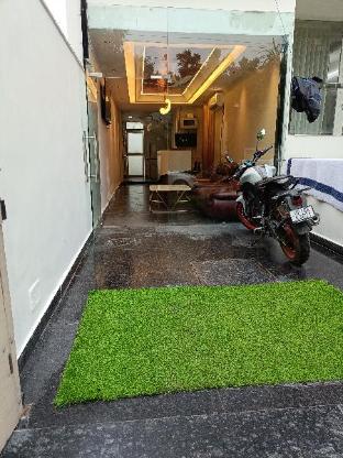 hotel royal oak sector 40