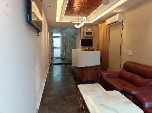 hotel royal oak sector 40