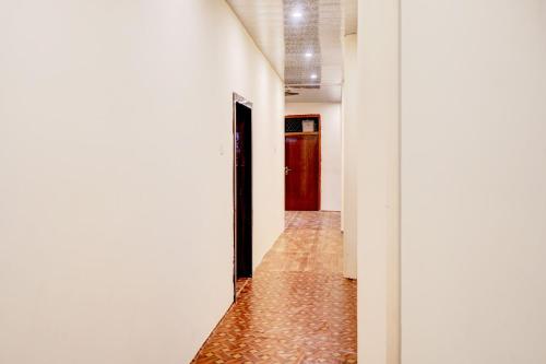 Hotel O Abhik Grand,,3 star