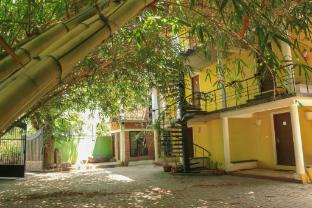 Samantha International,,5 star