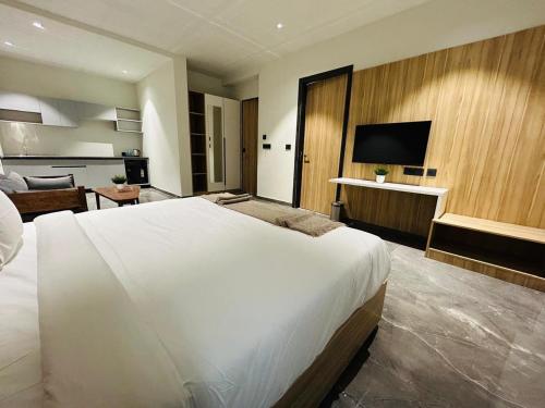 Akoya Business Hotel Hyderabad Airpot,,3 star