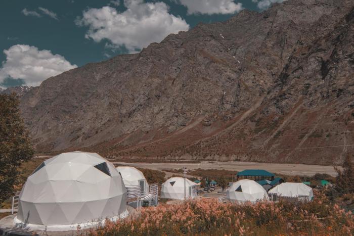 the alpinist glamping resort