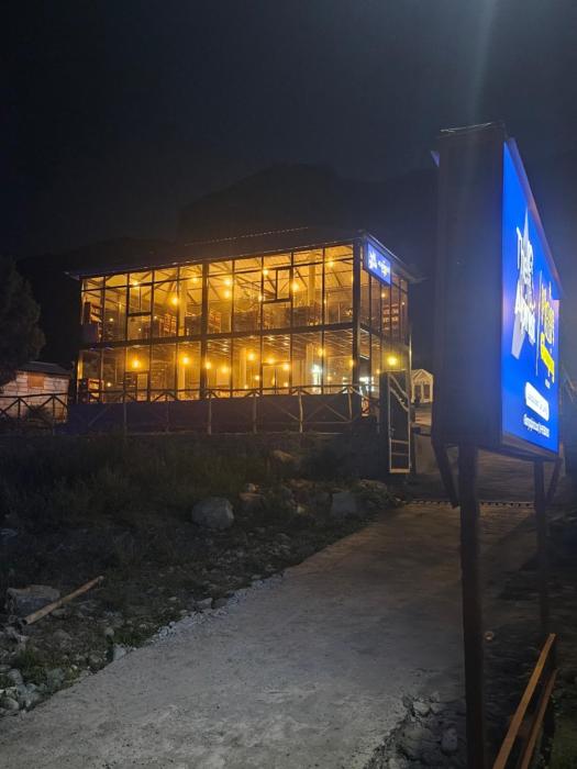 the alpinist glamping resort