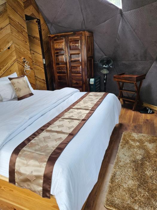 the alpinist glamping resort