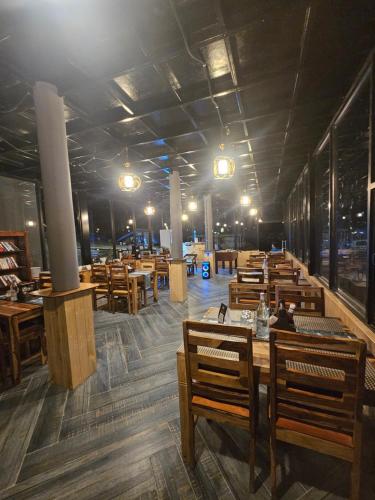 the alpinist glamping resort