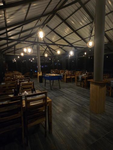 the alpinist glamping resort