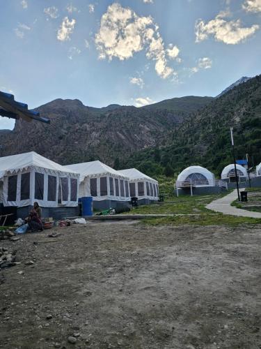 the alpinist glamping resort