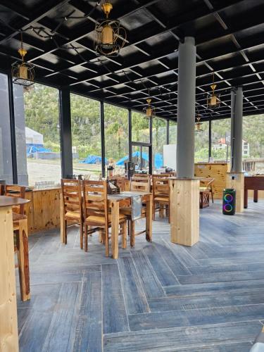 the alpinist glamping resort