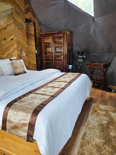 the alpinist glamping resort