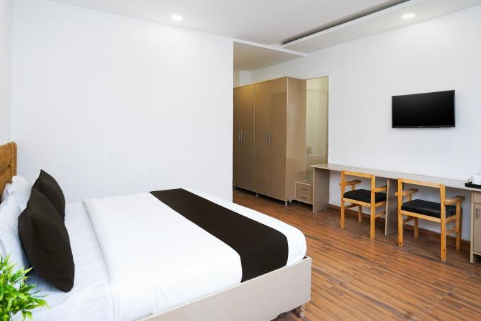 hotel o noida sky suites sector 44 near botanical metro