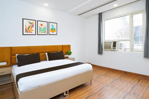 hotel o noida sky suites sector 44 near botanical metro