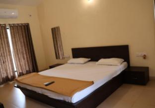 Hi5 Private Villa Nagaon,,5 star