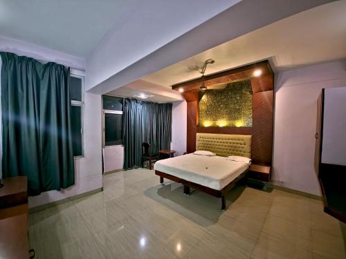 hotel blue residency