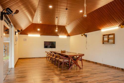 puzhayoram holiday home aluva