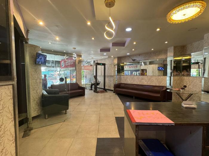 airport hotel port view