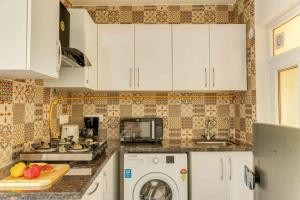 tisyastays the pearl 1bhk apartment