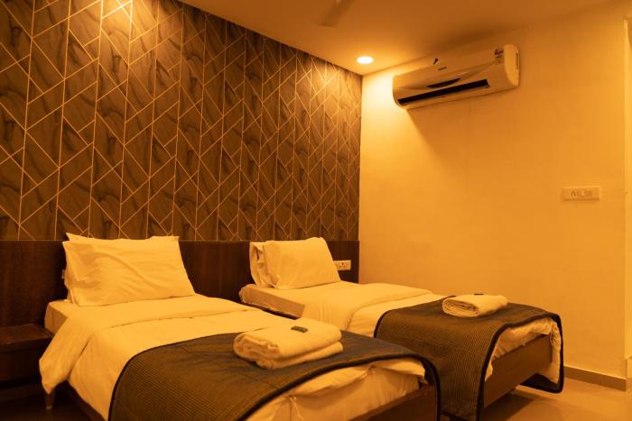 the flamboyant natraj