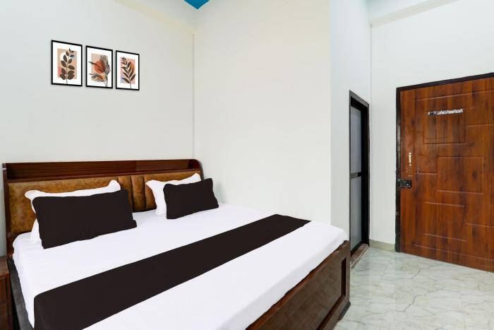 hotel o regalia palace and lawn