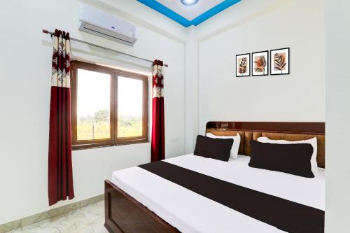 Hotel O Regalia Palace And Lawn,,3 star