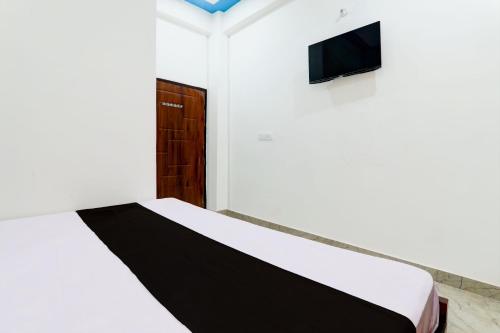 hotel o regalia palace and lawn