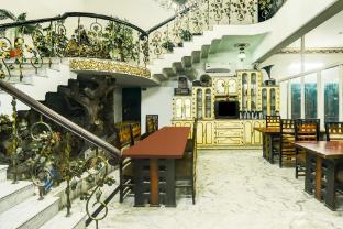 collection o raja park jaipur formerly maan heritage