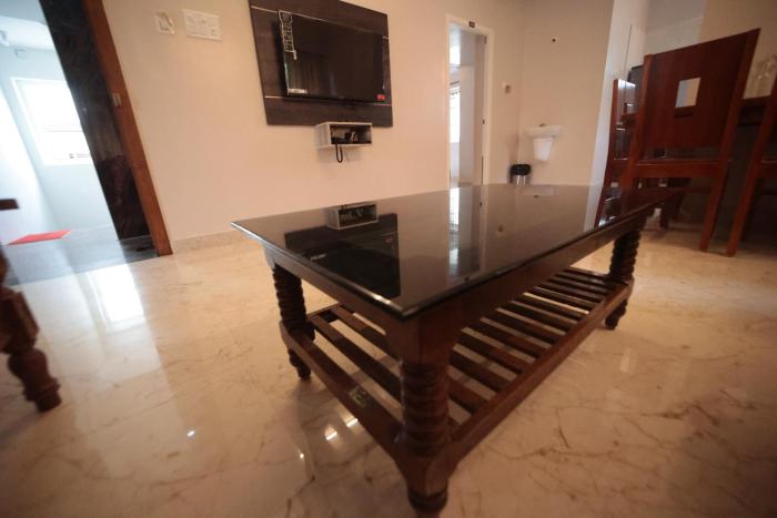 shanthi service apartment