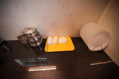 shanthi service apartment