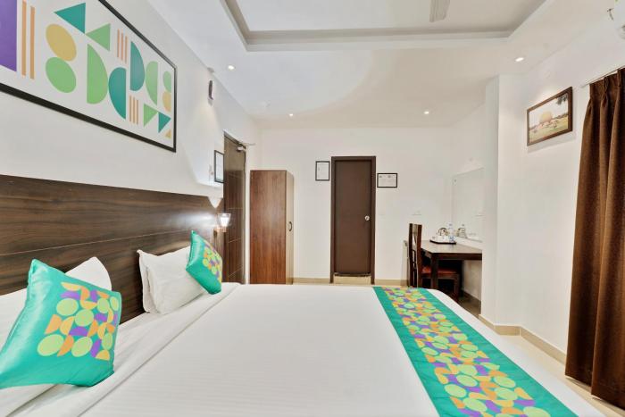 treebo aishwarya grand 4 km from promenade beach