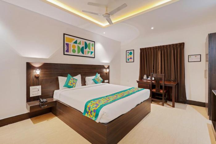 treebo aishwarya grand 4 km from promenade beach