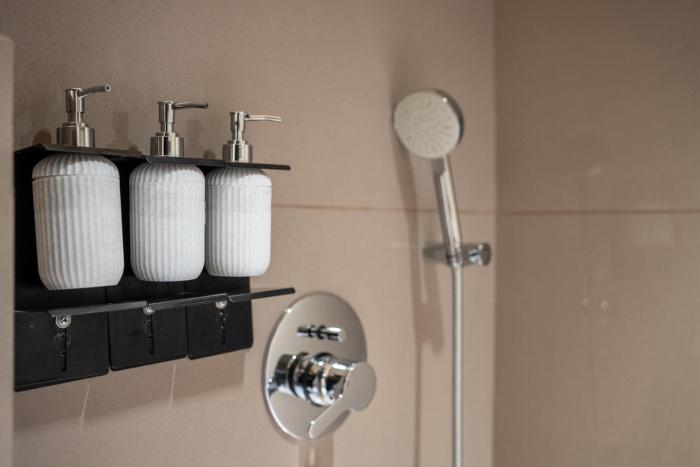 the white rock inn and dine