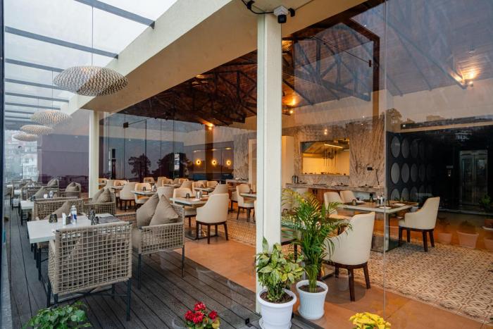 the white rock inn and dine