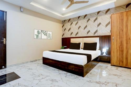 Hotel O The Skies,,4 star