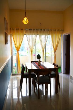 beau monde boutique suites azure escape