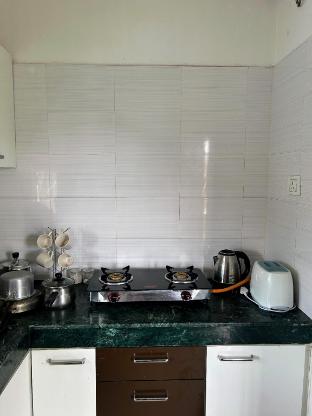 beau monde boutique suites azure escape